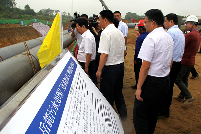 市領導張迎春、夏建平、劉明理等參加調研，望城區領導孔玉成、鄒特等陪同調研